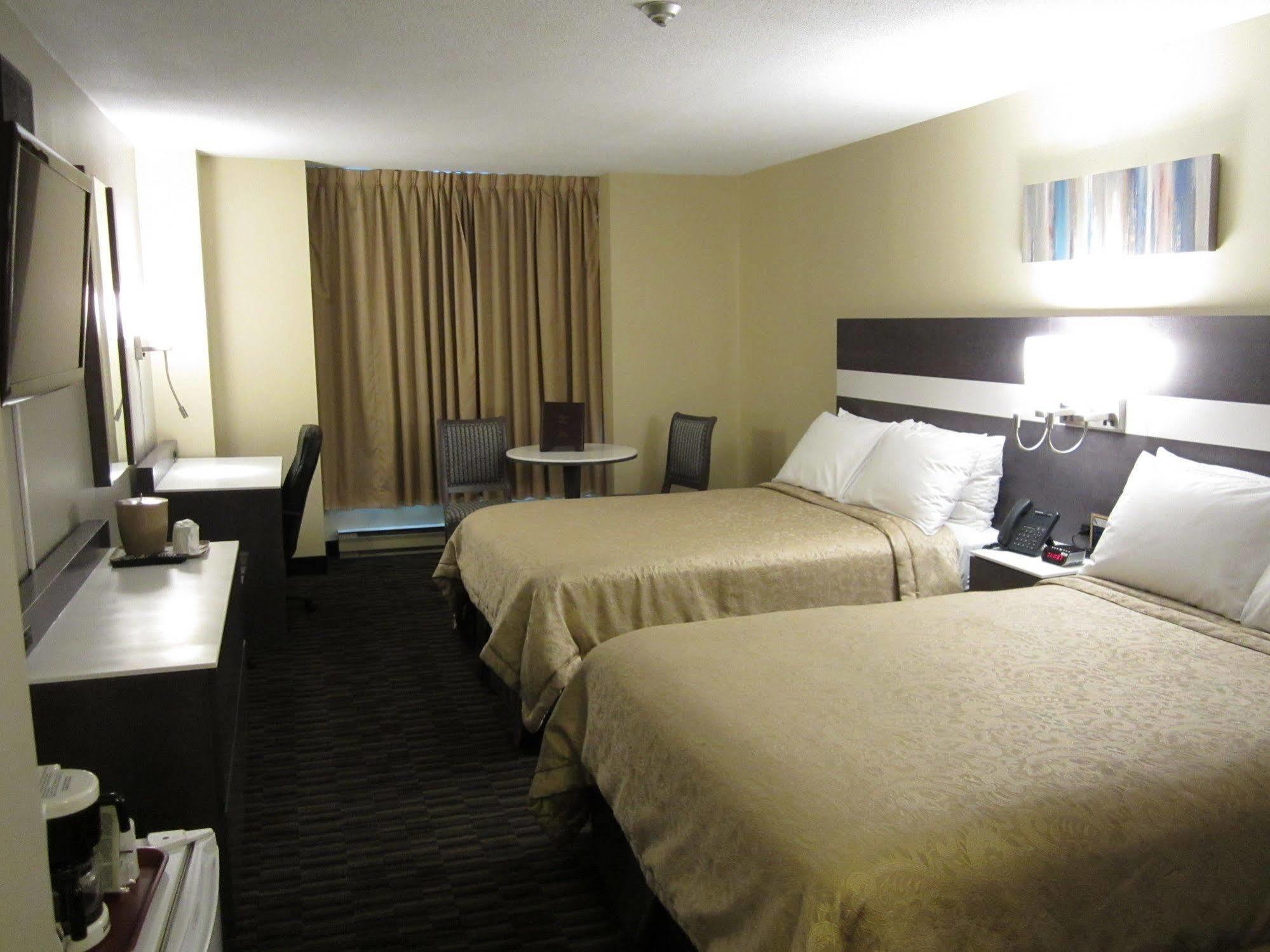 Auberge De La Gare Gatineau Ngoại thất bức ảnh