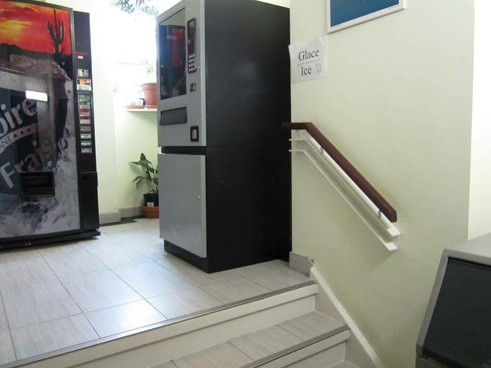 Auberge De La Gare Gatineau Ngoại thất bức ảnh
